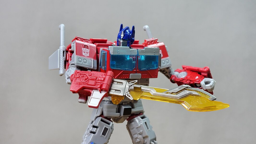 In Hand Image Of Rise Of The Beasts Mainline Optimus Prime Voyager Toy  (20 of 27)